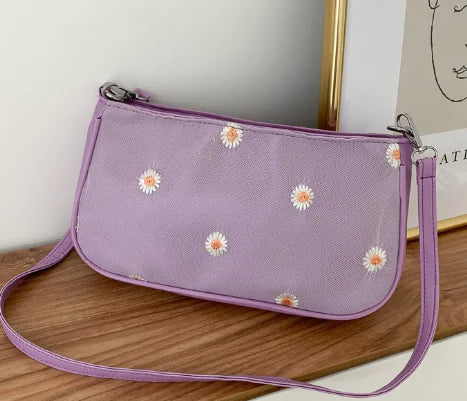 Cute Daisy Shoulder Bag - Trendy Crossbody Style