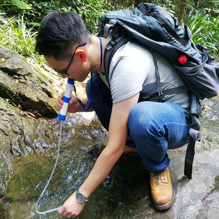 Outdoor Water Filter Gear for Camping and Survival